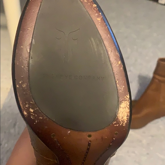 Boots - Picture 3 of 5